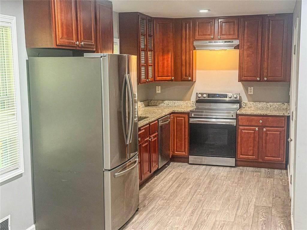 3 bedroom, 2 bathroom, 1,460 sq ft single family residence for sale at 2455 Thornton Drive, Atlanta, GA 30349 — photo 9