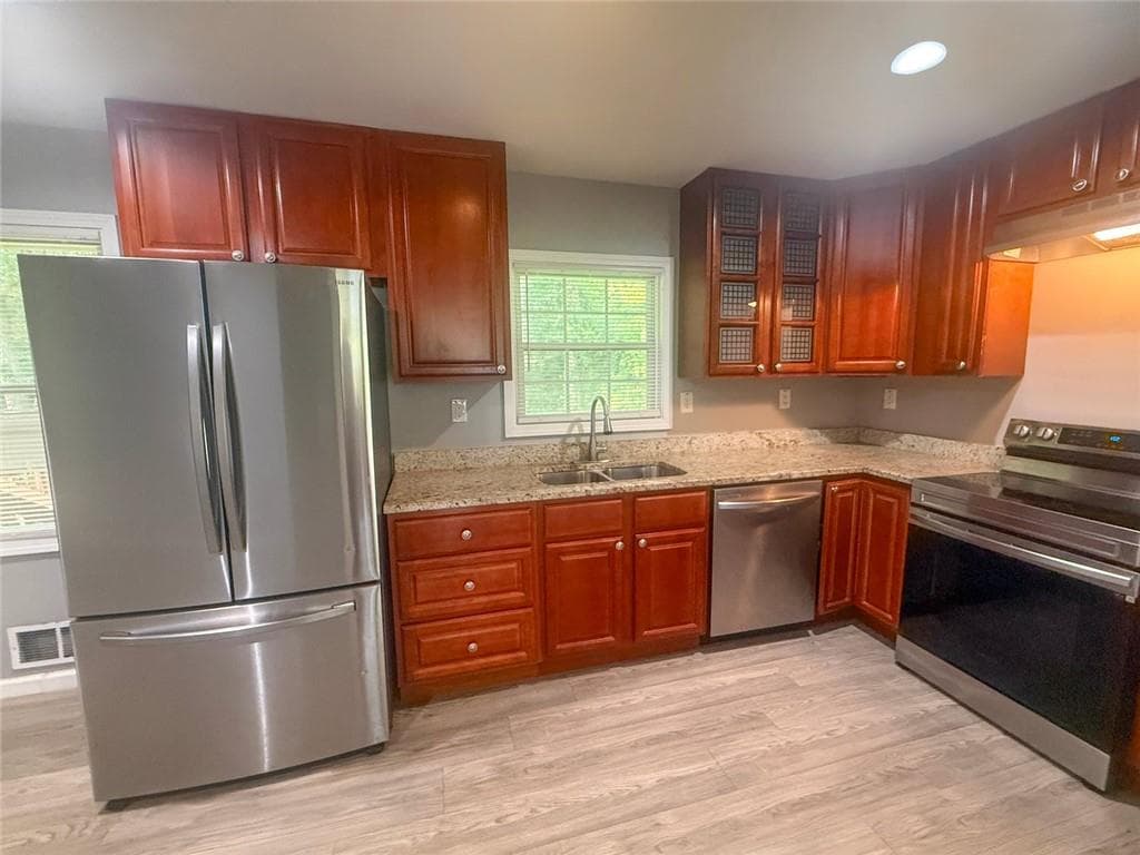 3 bedroom, 2 bathroom, 1,460 sq ft single family residence for sale at 2455 Thornton Drive, Atlanta, GA 30349 — photo 10
