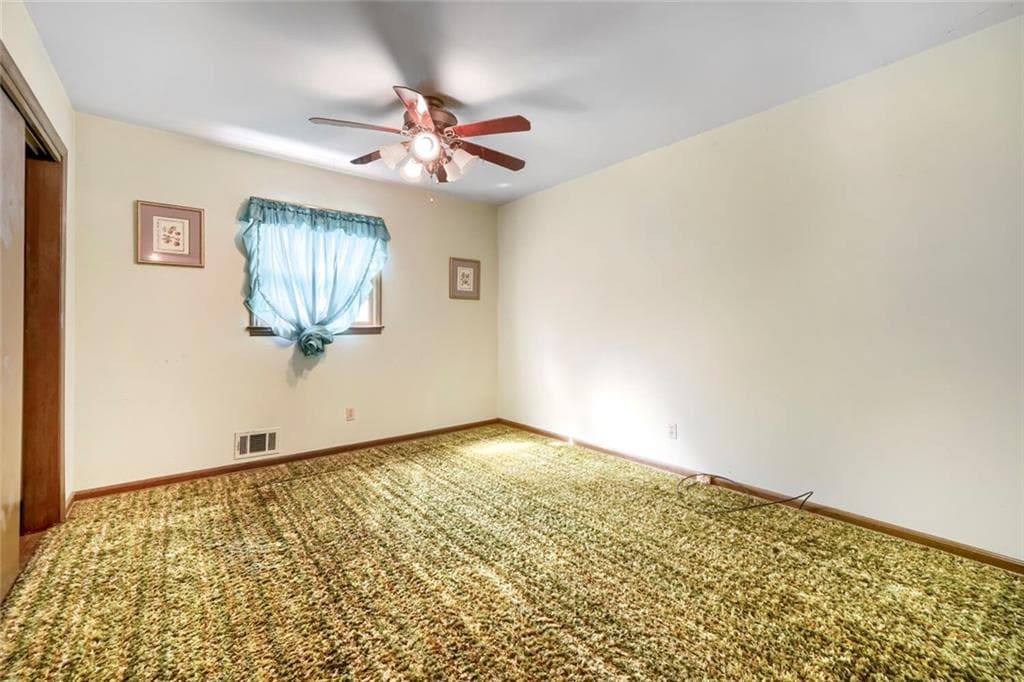 3 bedroom, 2 bathroom, 1,413 sq ft single family residence for sale at 3435 Spring Valley Boulevard, College Park, GA 30349 — photo 8