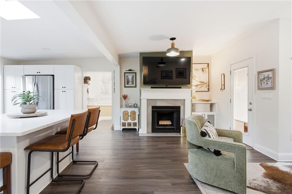 2 bedroom, 2 bathroom, 1,305 sq ft single family residence under contract at 846 Saint Charles Avenue C, Atlanta, GA 30306 — photo 5