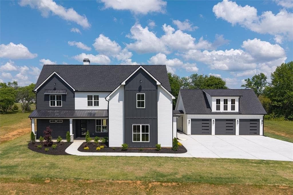 6 bedroom, 6 bathroom, 4,500 sq ft single family residence for sale at 1250 HAYS MILL Road, Carrollton, GA 30117