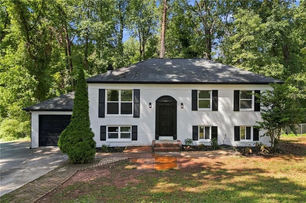 4 bedroom, 3 bathroom, 1,906 sq ft single family residence for sale at 4404 Cedar Ridge Trail, Stone Mountain, GA 30083