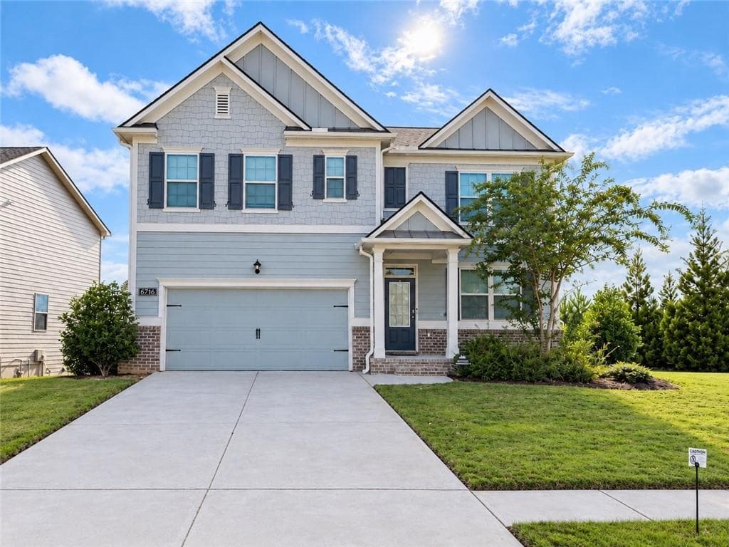 5 bedroom, 3 bathroom, 2,556 sq ft single family residence for sale at 6716 Scarlet Oak Way, Flowery Branch, GA 30542