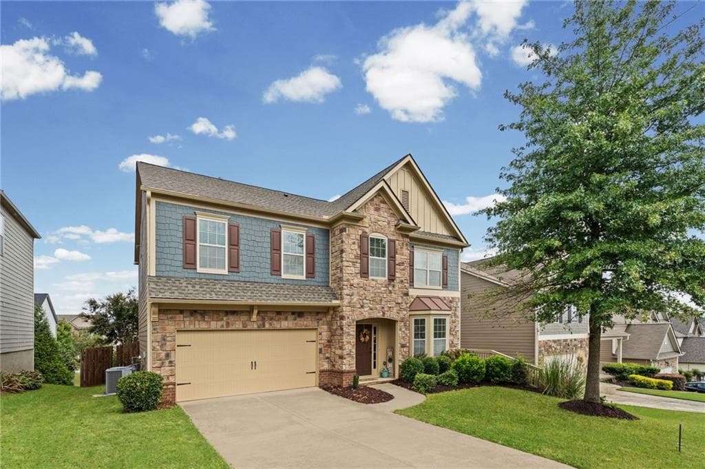 5 bedroom, 3 bathroom, 2,986 sq ft single family residence for sale at 4945 Pont Du Gard Drive, Cumming, GA 30040 — photo 3