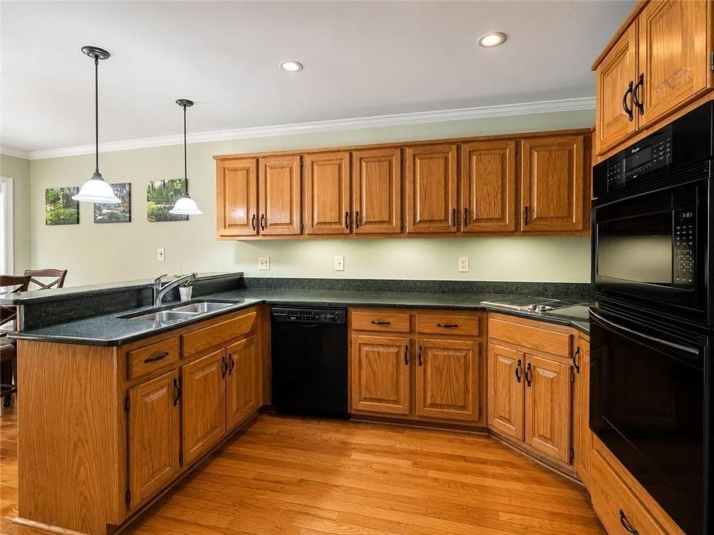 5 bedroom, 3 bathroom, 4,154 sq ft single family residence for sale at 1321 N Brandy Shoals, Conyers, GA 30013 — photo 5
