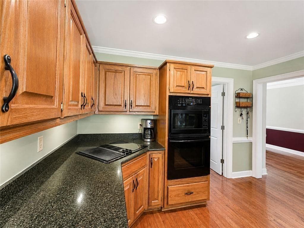 5 bedroom, 3 bathroom, 4,154 sq ft single family residence for sale at 1321 N Brandy Shoals, Conyers, GA 30013 — photo 6