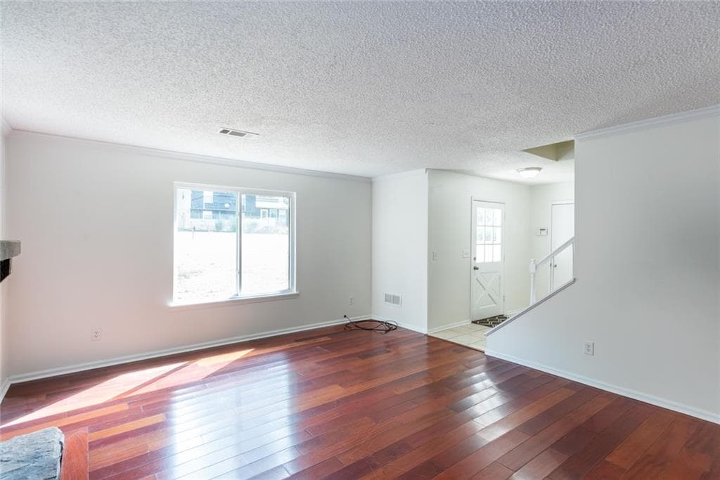 3 bedroom, 3 bathroom, 1,552 sq ft single family residence for sale at 2472 Landington Way, Duluth, GA 30096 — photo 9