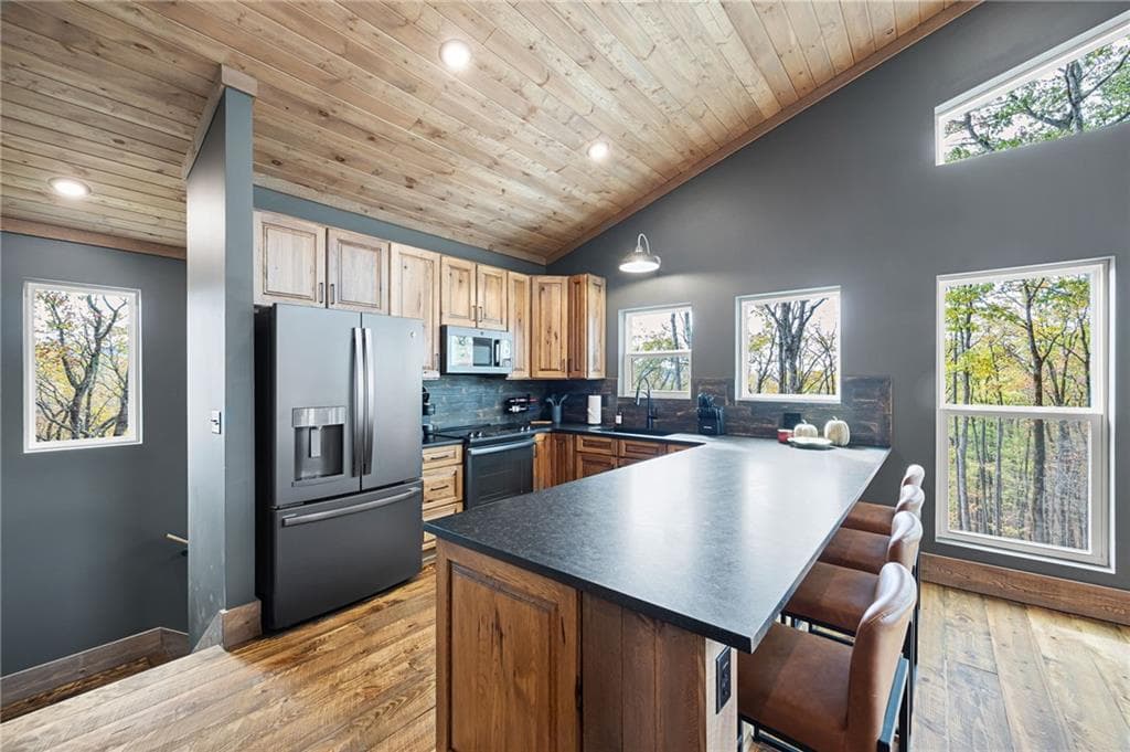3 bedroom, 3 bathroom, 2,081 sq ft single family residence for sale at 1250 Lost Forest Road, Ellijay, GA 30536 — photo 10