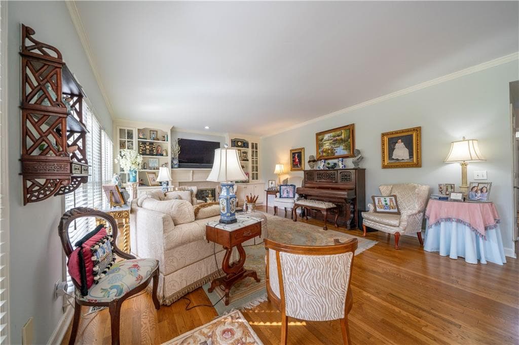 5 bedroom, 5 bathroom, 4,490 sq ft single family residence for sale at 7 Sterling Court, Cartersville, GA 30120 — photo 8