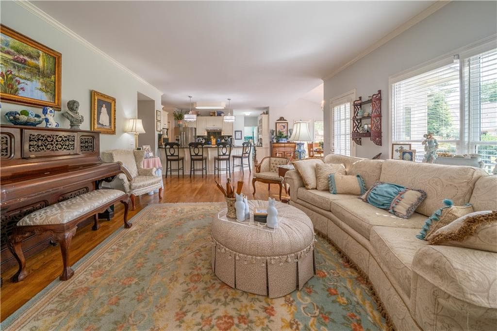 5 bedroom, 5 bathroom, 4,490 sq ft single family residence for sale at 7 Sterling Court, Cartersville, GA 30120 — photo 10