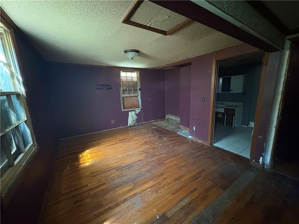 3 bedroom, 2 bathroom, 1,860 sq ft single family residence for sale at 363 Potts Road, Kingston, GA 30145 — photo 9