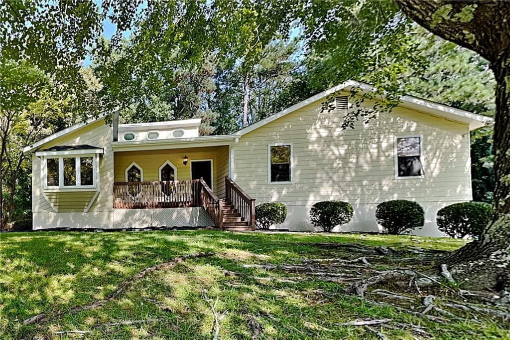 3 bedroom, 3 bathroom, 2,268 sq ft single family residence for rent at 3521 Birchwood Trail, Snellville, GA 30078 for $2,400 a month — photo 1 of 24