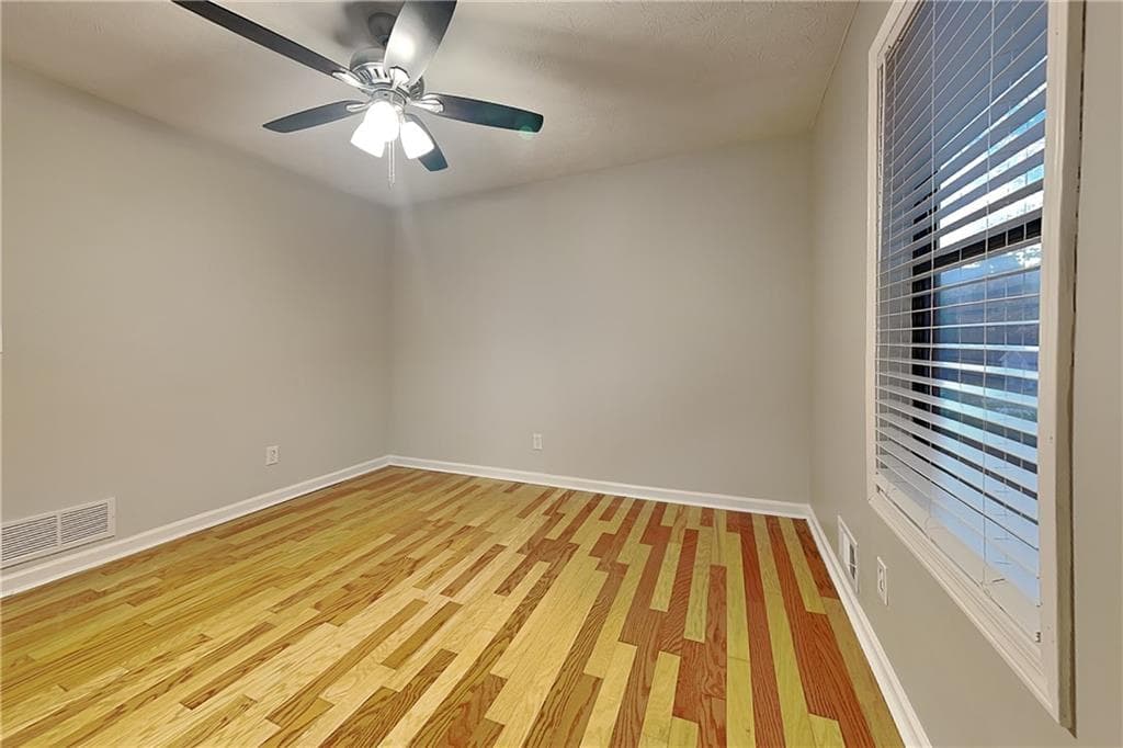 3 bedroom, 3 bathroom, 2,268 sq ft single family residence for rent at 3521 Birchwood Trail, Snellville, GA 30078 for $2,400 a month — photo 9