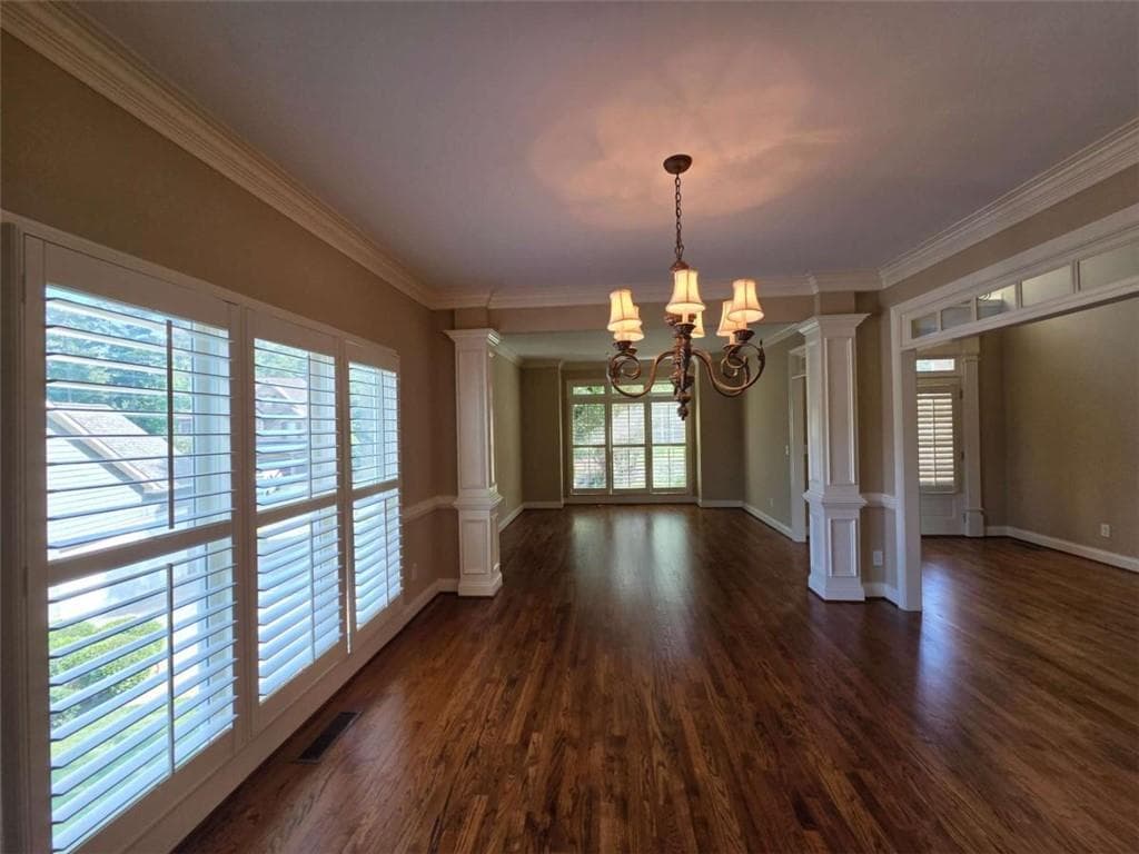 6 bedroom, 6 bathroom, 5,066 sq ft single family residence for sale at 2109 Walnut Creek Trail NW, Kennesaw, GA 30152 — photo 5