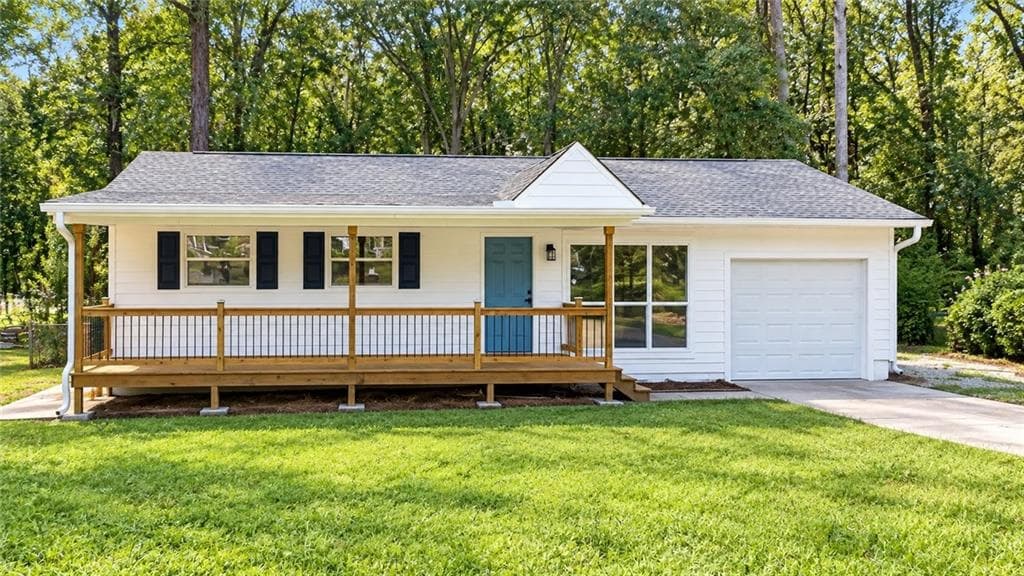 4 bedroom, 3 bathroom, 1,917 sq ft single family residence for sale at 1464 Willow Drive, Riverdale, GA 30296 — photo 3
