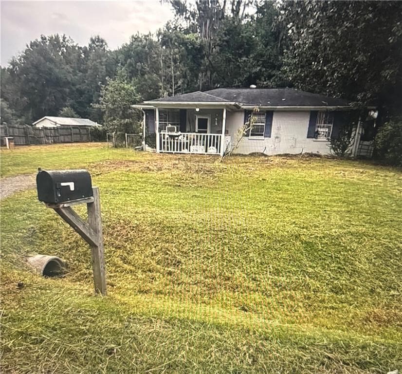 3 bedroom, 1 bathroom, 1,040 sq ft single family residence under contract at 104 Waynesboro Road, Savannah, GA 31419