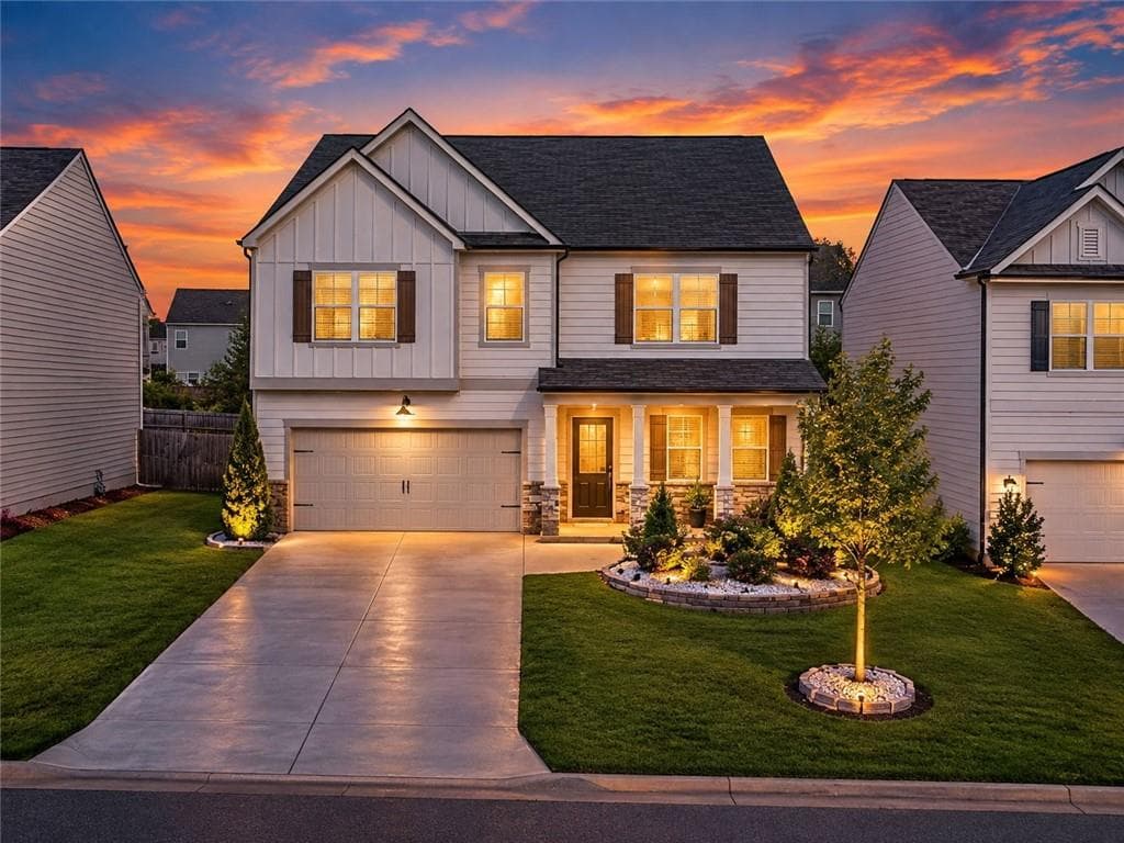 5 bedroom, 3 bathroom, 2,870 sq ft single family residence for sale at 642 Quail Pass, Dawsonville, GA 30534 — photo 1 of 44