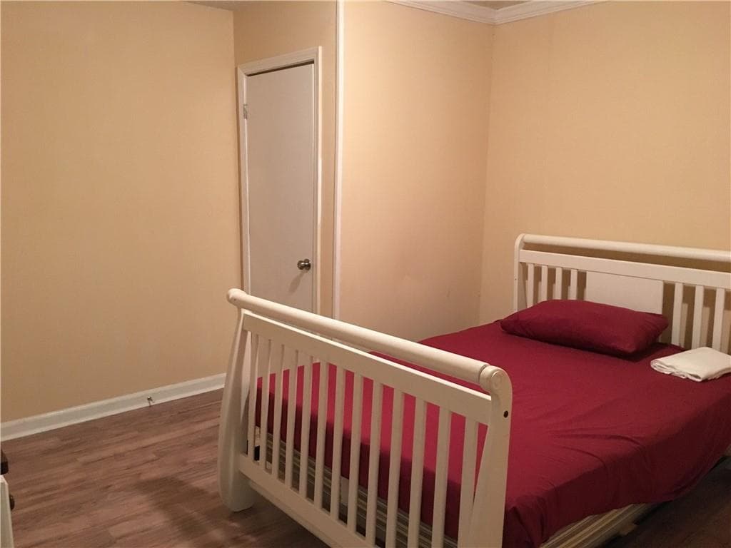 2 bedroom, 2 bathroom, 1,100 sq ft townhouse for rent at 1514 Northwest Drive, Atlanta, GA 30318 for $1,295 a month — photo 5