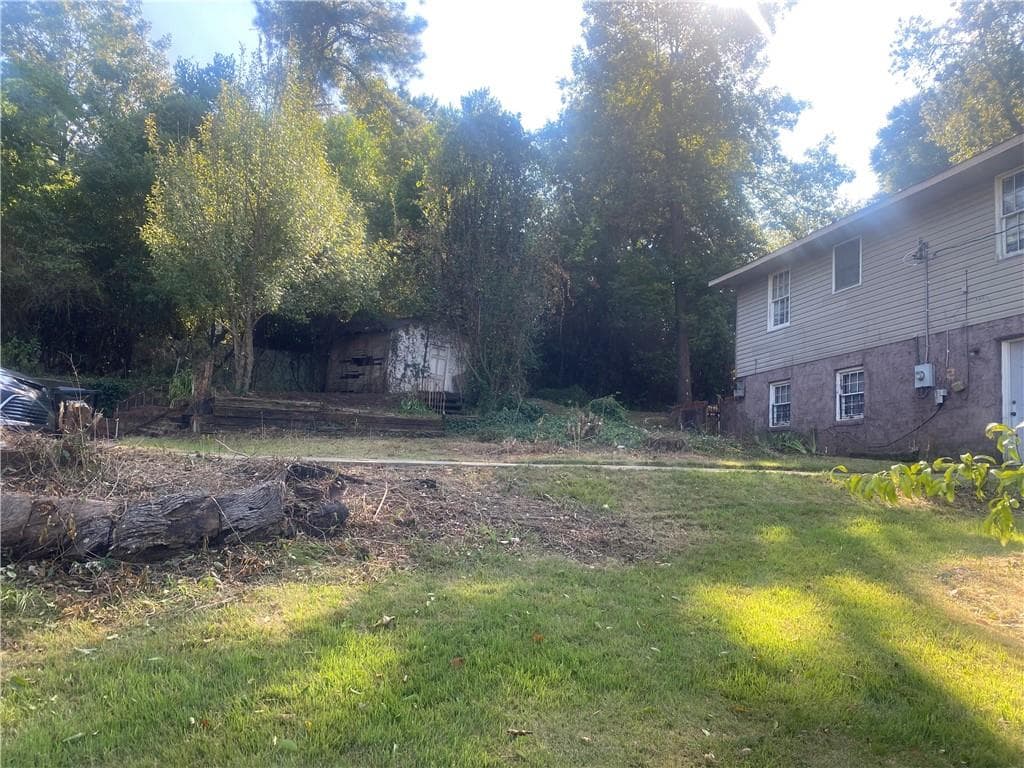 4 bedroom, 2 bathroom, 2,433 sq ft single family residence for sale at 5642 Buena Vista Road, Columbus, GA 31907 — photo 3