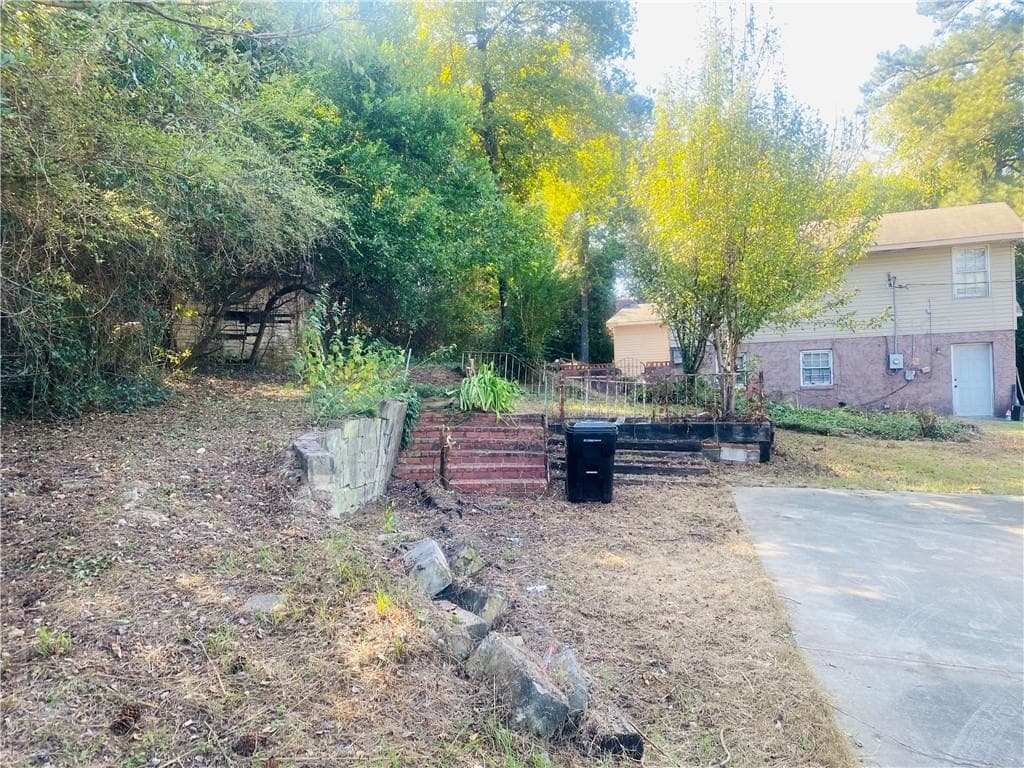 4 bedroom, 2 bathroom, 2,433 sq ft single family residence for sale at 5642 Buena Vista Road, Columbus, GA 31907 — photo 6