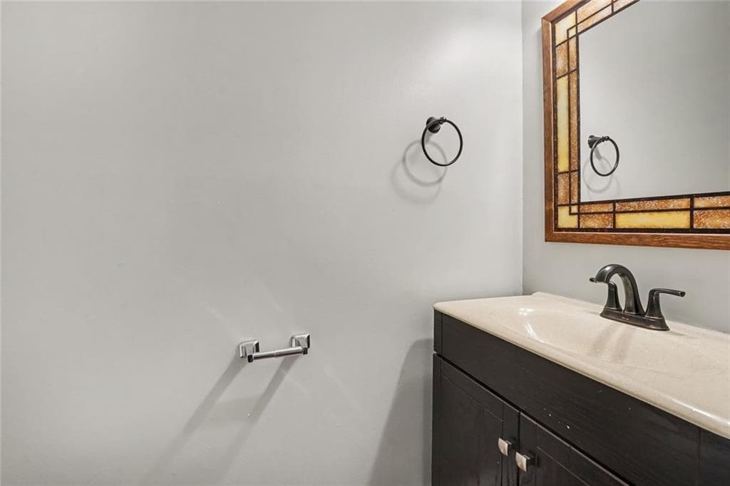 3 bedroom, 3 bathroom, 1,610 sq ft single family residence for sale at 1160 Golfview Terrace, Monroe, GA 30655 — photo 10