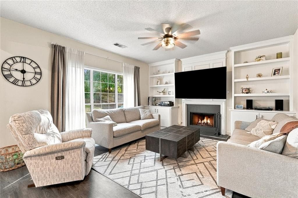 4 bedroom, 3 bathroom, 2,160 sq ft single family residence for sale at 3435 Lakeheath Drive, Cumming, GA 30041 — photo 6