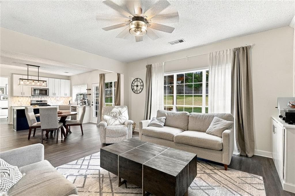 4 bedroom, 3 bathroom, 2,160 sq ft single family residence for sale at 3435 Lakeheath Drive, Cumming, GA 30041 — photo 7