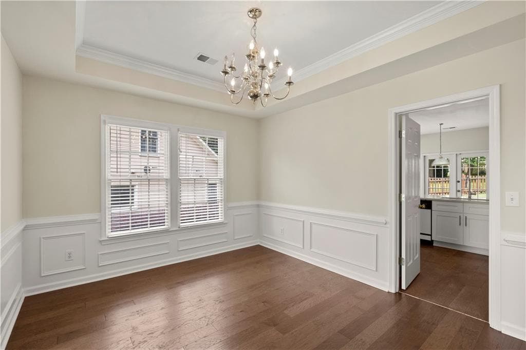 4 bedroom, 3 bathroom, 2,505 sq ft single family residence for rent at 1124 Sadlers Way, Marietta, GA 30068 for $3,200 a month — photo 6