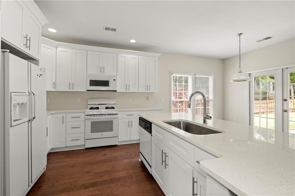 4 bedroom, 3 bathroom, 2,505 sq ft single family residence for rent at 1124 Sadlers Way, Marietta, GA 30068 for $3,200 a month — photo 10