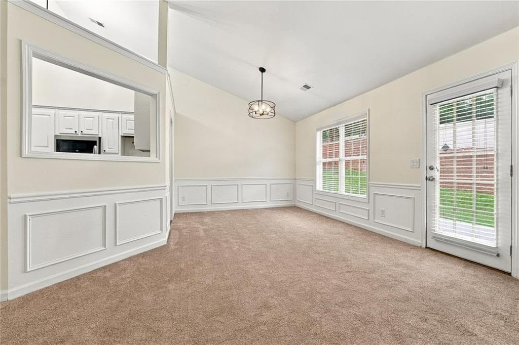 4 bedroom, 2 bathroom, 2,192 sq ft single family residence for rent at 1422 Fountain Lakes Drive, Lawrenceville, GA 30043 for $2,500 a month — photo 8