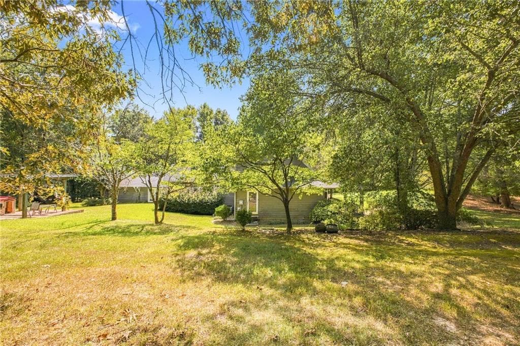 4 bedroom, 3 bathroom, 2,100 sq ft single family residence for sale at 148 Lavender Road, Rome, GA 30165 — photo 4