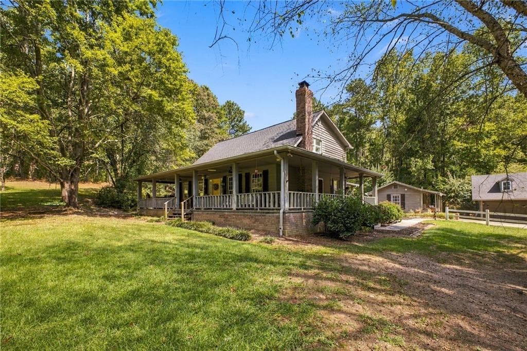 4 bedroom, 3 bathroom, 2,100 sq ft single family residence for sale at 148 Lavender Road, Rome, GA 30165 — photo 5