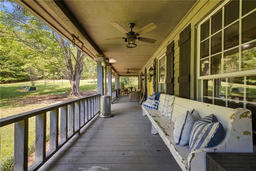4 bedroom, 3 bathroom, 2,100 sq ft single family residence for sale at 148 Lavender Road, Rome, GA 30165 — photo 9