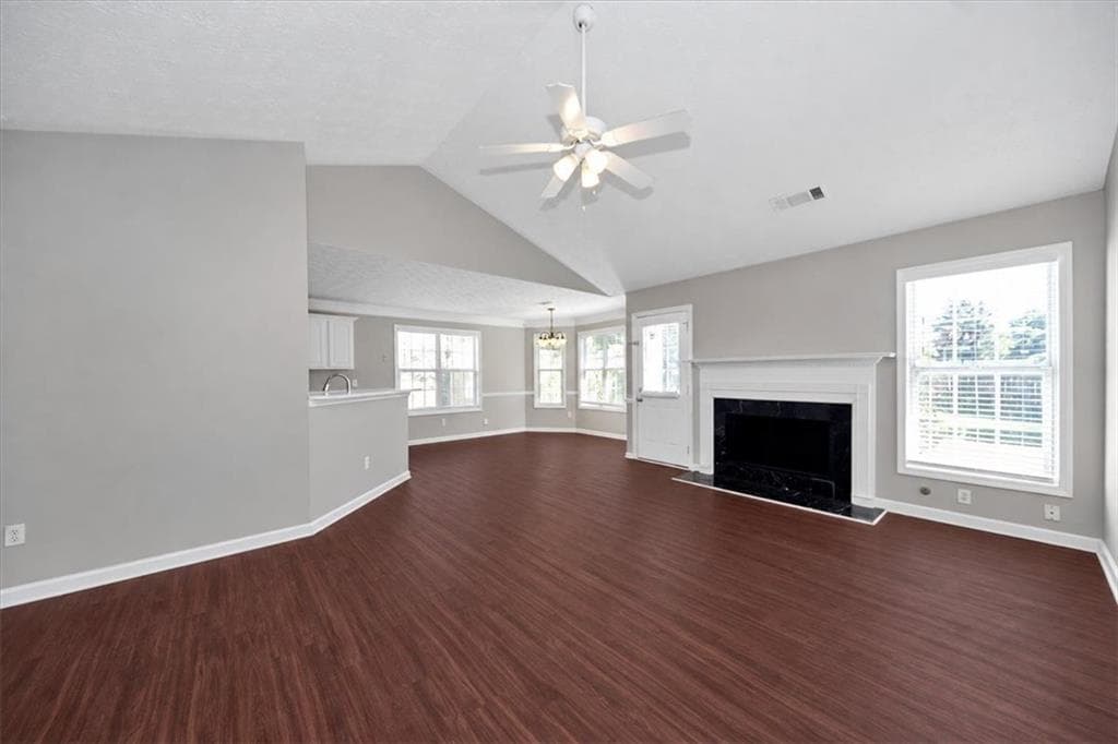 3 bedroom, 3 bathroom, 1,587 sq ft single family residence for sale at 1129 Olde Hinge Way, Snellville, GA 30078 — photo 8