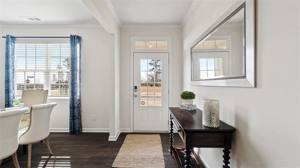 5 bedroom, 3 bathroom, 2,556 sq ft single family residence for sale at 6716 Scarlet Oak Way, Flowery Branch, GA 30542 — photo 6