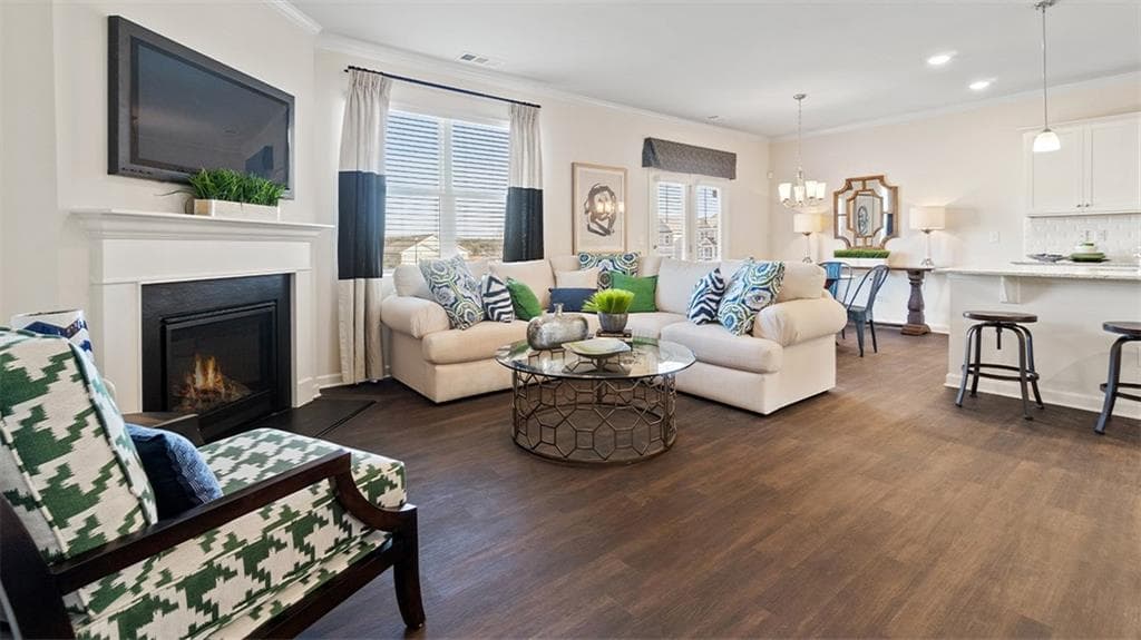 5 bedroom, 3 bathroom, 2,556 sq ft single family residence for sale at 6716 Scarlet Oak Way, Flowery Branch, GA 30542 — photo 10