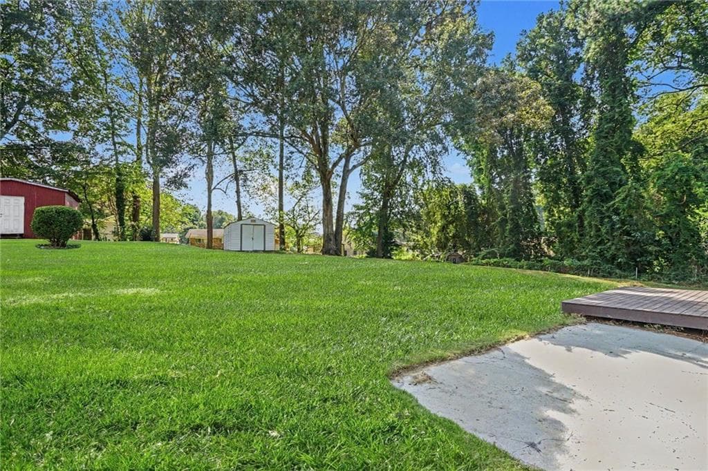 5 bedroom, 2 bathroom, 2,058 sq ft single family residence for sale at 1963 Candace Lane, Atlanta, GA 30316 — photo 10