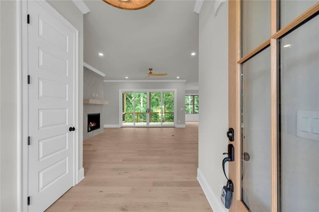 4 bedroom, 4 bathroom, 2,697 sq ft single family residence for sale at 7062 Hammock Trail, Gainesville, GA 30506 — photo 2