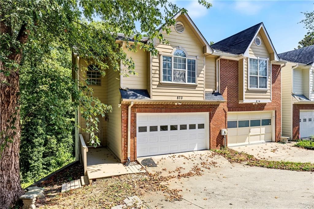 2 bedroom, 4 bathroom, 2,148 sq ft townhouse for sale at 873 Edgewater Circle, Marietta, GA 30062 — photo 2