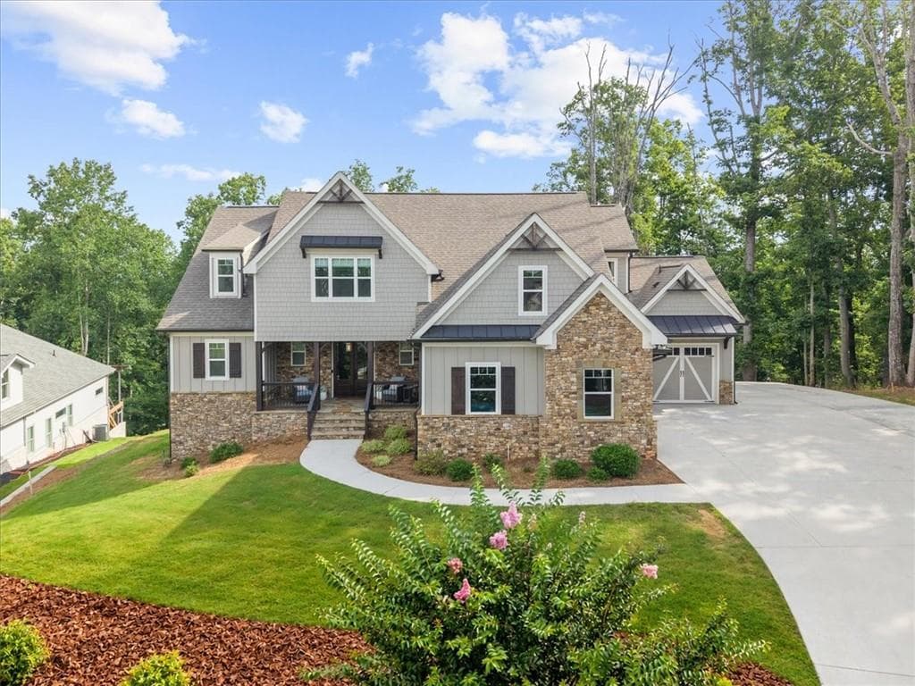 4 bedroom, 5 bathroom, 5,143 sq ft single family residence for sale at 7560 Crestline Drive, Dawsonville, GA 30534 — photo 2