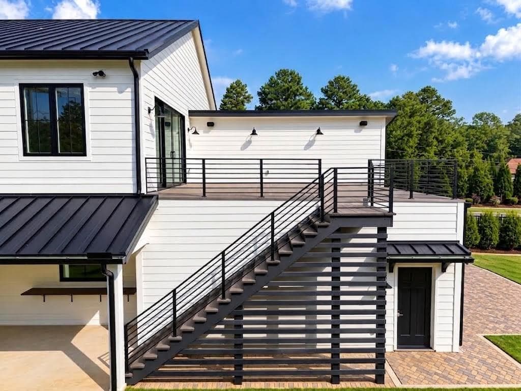6 bedroom, 5 bathroom, 4,651 sq ft single family residence for sale at 2650 Roswell Road, Marietta, GA 30062 — photo 9