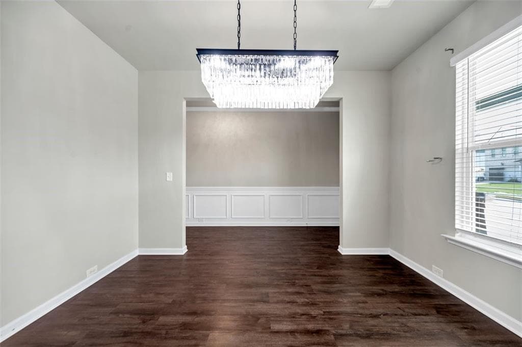 3 bedroom, 3 bathroom, 2,331 sq ft single family residence for sale at 332 ENDEAVOR Drive, Jonesboro, GA 30238 — photo 8