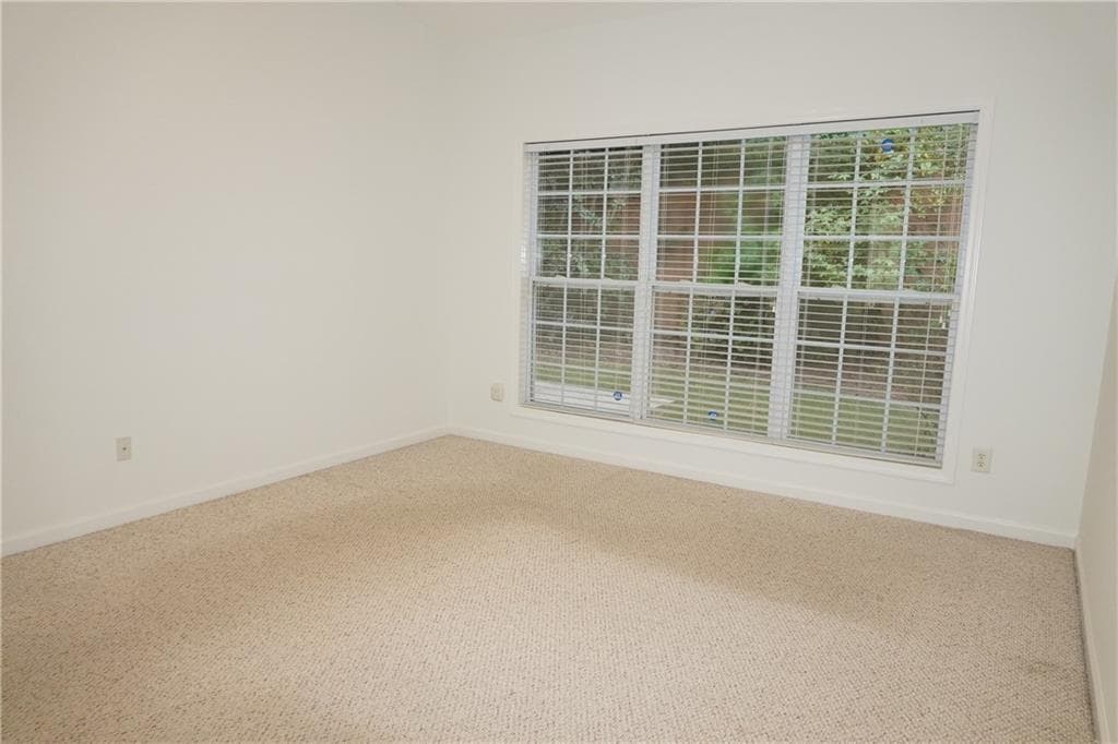 3 bedroom, 2 bathroom, 1,762 sq ft single family residence for sale at 2219 Alnwick Drive, Duluth, GA 30096 — photo 10