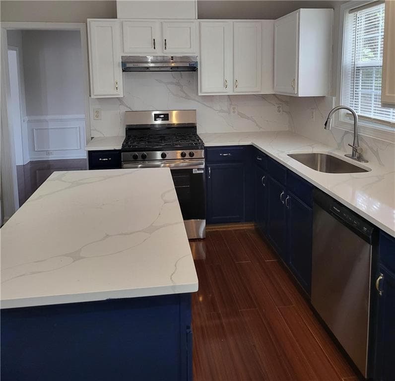4 bedroom, 3 bathroom, 2,155 sq ft single family residence for sale at 368 Celia Glen Court, Lawrenceville, GA 30044 — photo 9