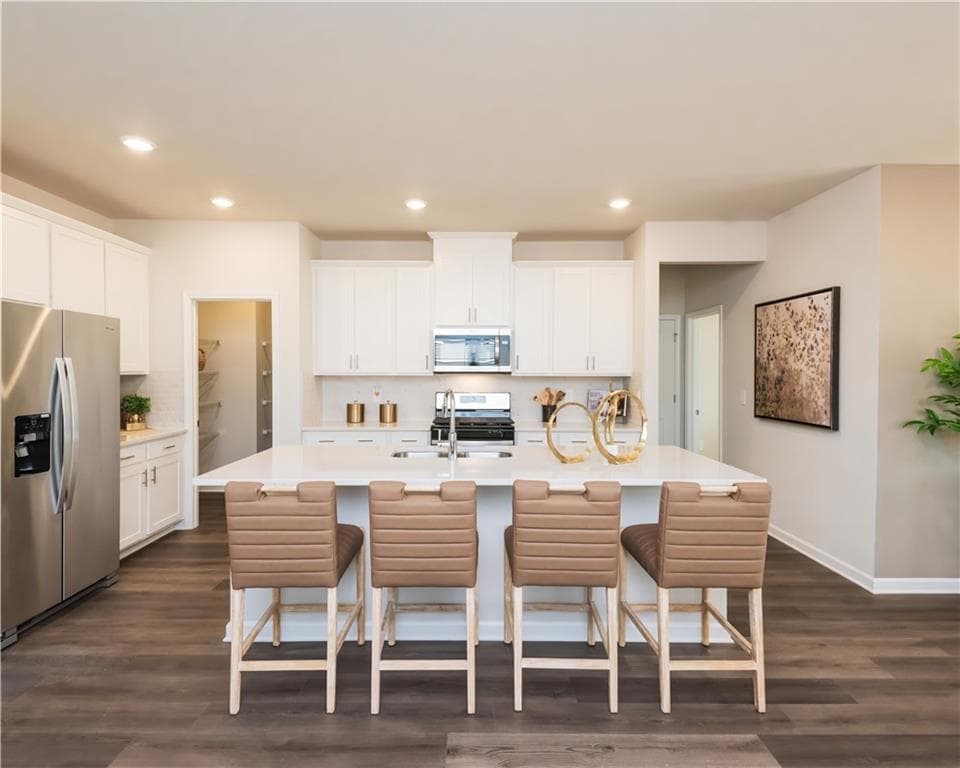 5 bedroom, 3 bathroom, 2,352 sq ft single family residence for rent at 2253 Martin Springs Bend, Lawrenceville, GA 30045 for $4,300 a month — photo 3