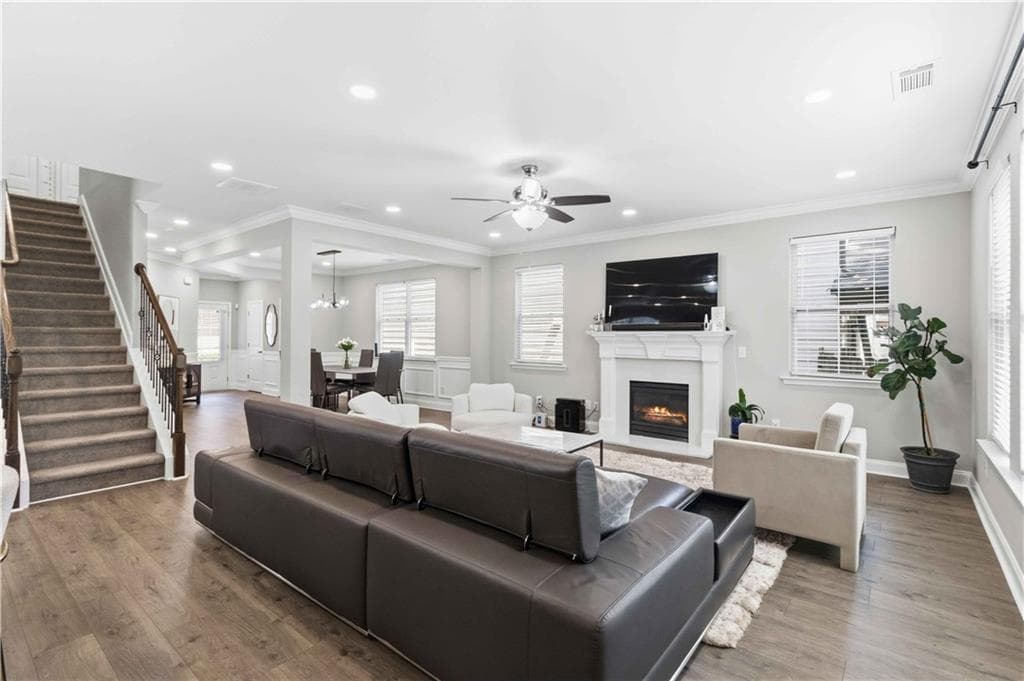 4 bedroom, 3 bathroom, 2,722 sq ft single family residence for sale at 2618 Lake Manor Circle, Duluth, GA 30096 — photo 9