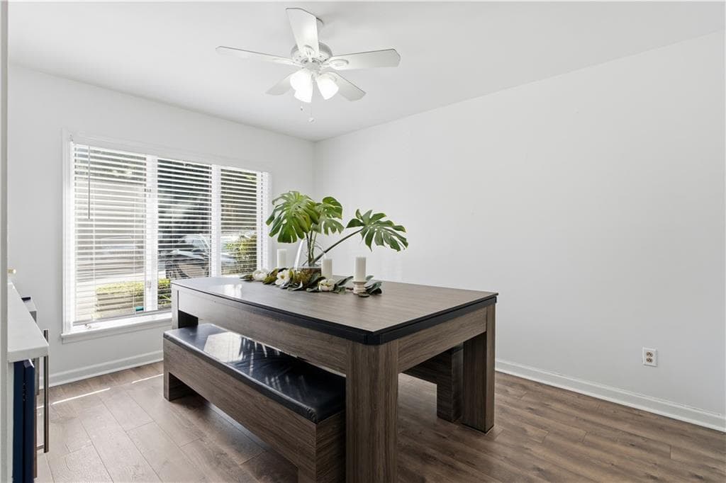 2 bedroom, 3 bathroom, 1,588 sq ft townhouse for sale at 57 Ivy Trail 57, Atlanta, GA 30342 — photo 3