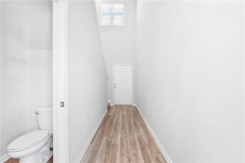 4 bedroom, 3 bathroom, 1,928 sq ft single family residence for sale at 44 Wynn Way, Pendergrass, GA 30567 — photo 7