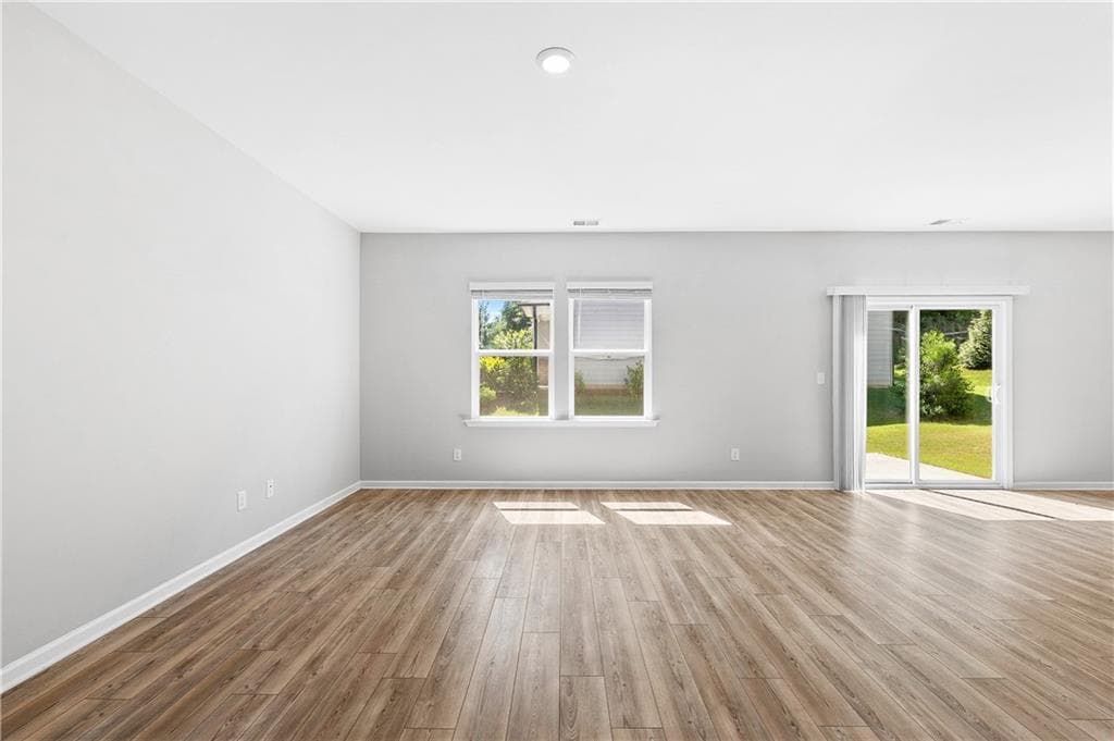 4 bedroom, 3 bathroom, 1,928 sq ft single family residence for sale at 44 Wynn Way, Pendergrass, GA 30567 — photo 10