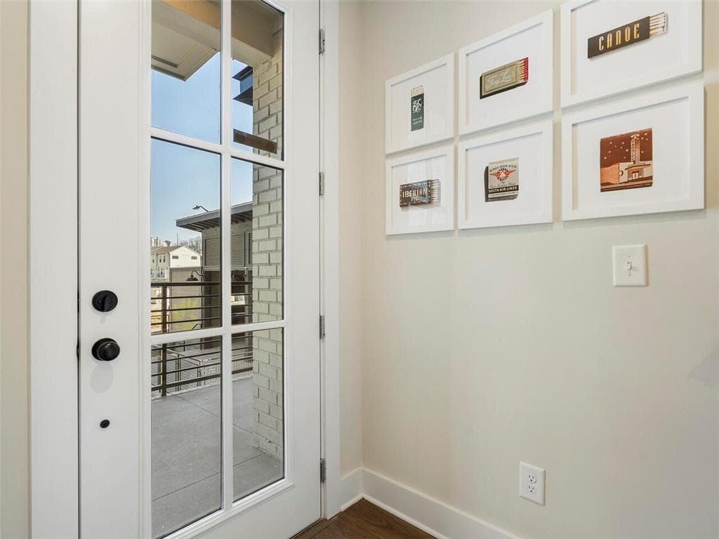 2 bedroom, 2 bathroom, 1,025 sq ft condominium for sale at 1283 Felix Court NW 73, Atlanta, GA 30318 — photo 4